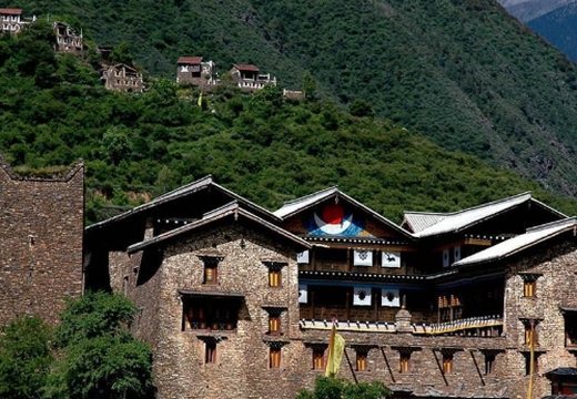 成都、熊猫乐园、都江堰、毕棚沟、卓克基官寨、四姑娘山双飞六日游